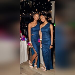 Elegant Blue Sequin One-Shoulder Dress